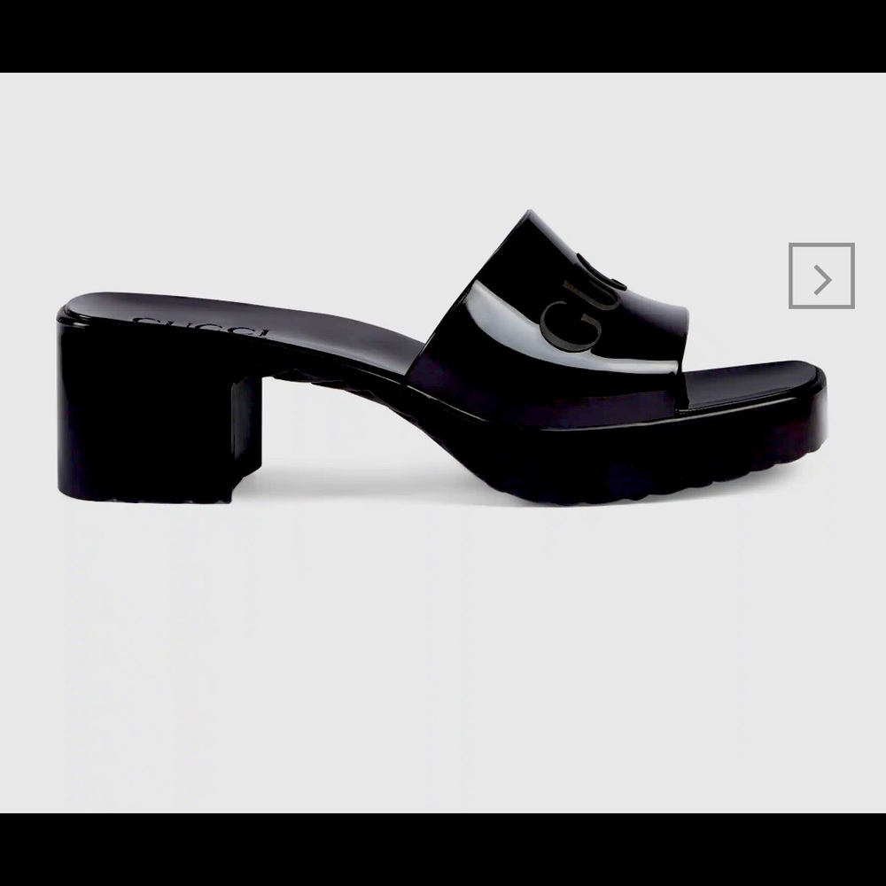 Black rubber Gucci slides no box